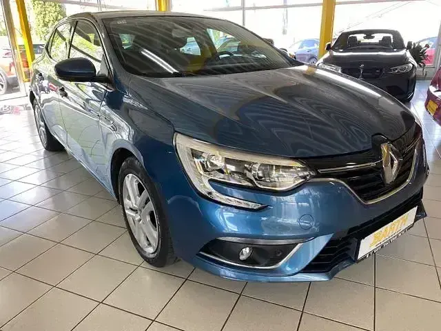 Gebraucht Renault Mégane 132 PS (97 kW) 2016 Blau Limousine