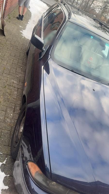 Gebraucht BMW 520 136 PS (100 kW) 2002 Blau Kombi