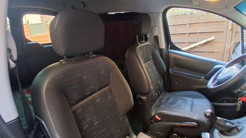 Gebraucht Citroën Berlingo Advance 75 PS (55 kW) 2010 Schwarz Van / Kleinbus