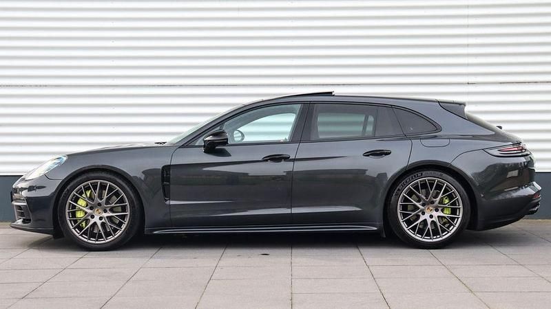 Gebraucht Porsche Panamera Sport Turismo 330 PS (242 kW) 2018 Grau Limousine