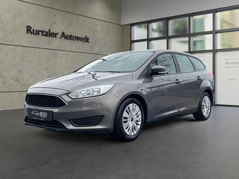 Gebraucht Ford Focus Trend 120 PS (88 kW) 2015 Braun Kombi