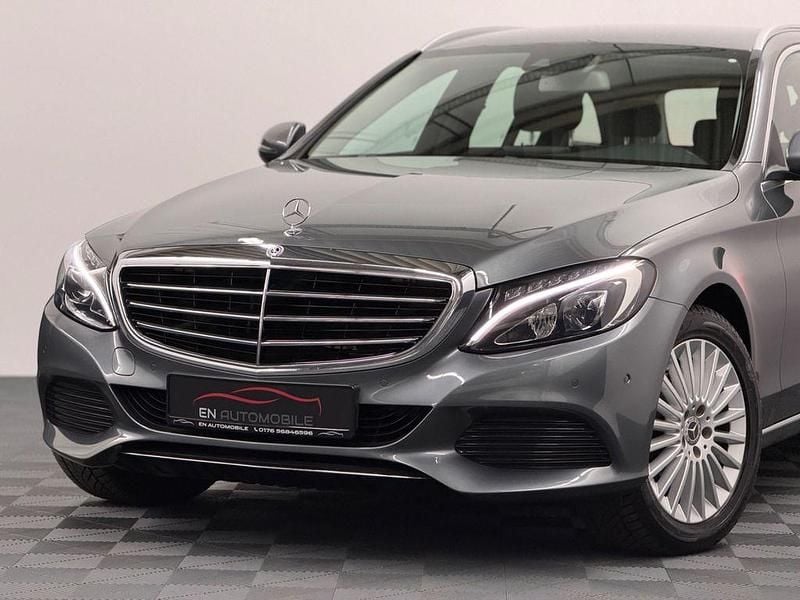 Gebraucht Mercedes C180 156 PS (114 kW) 2017 Grau Limousine
