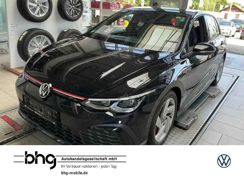 Schwarz Gebraucht 2022 VW Golf VIII GTI Limousine | 27.730 € (Guter Preis) - Bild 1/3