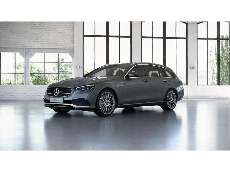 Gebraucht Mercedes E400 330 PS (242 kW) 2023 Grau Limousine