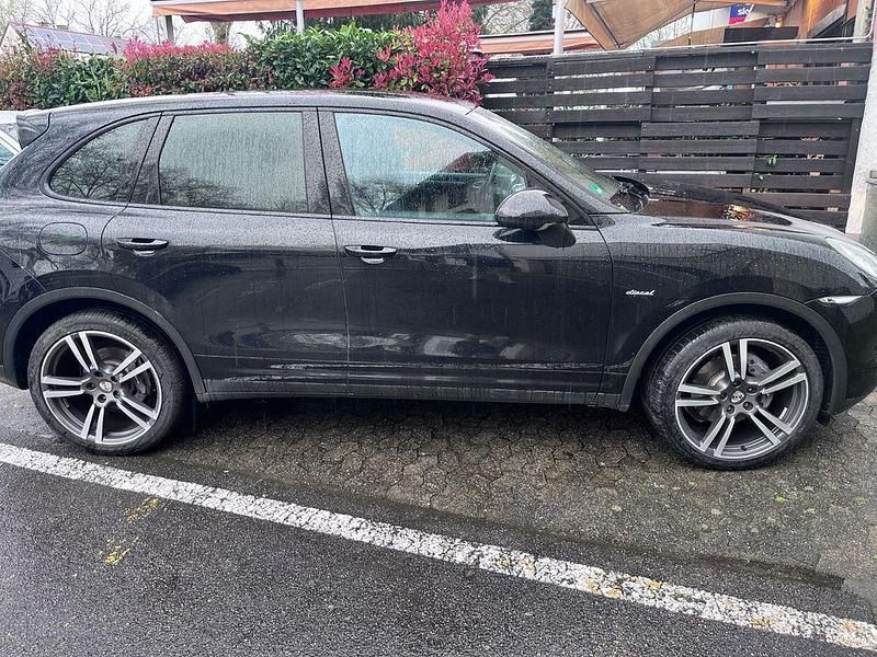 Gebraucht Porsche Cayenne 245 PS (180 kW) 2013 Schwarz SUV
