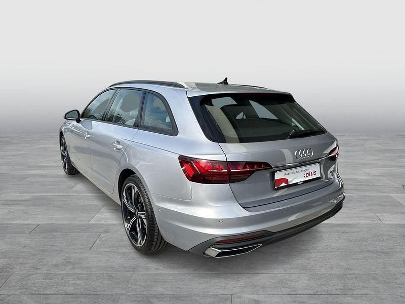 Gebraucht Audi A4 204 PS (150 kW) 2024 Silber Kombi