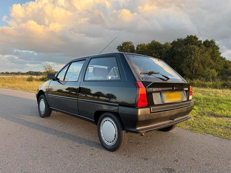 Gebraucht Citroën AX 54 PS (39 kW) 1989 Schwarz Kleinwagen