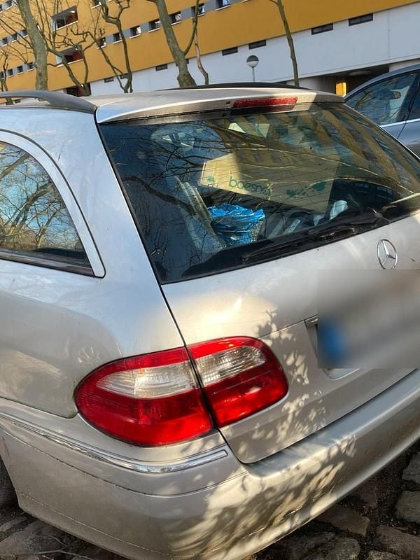 Gebraucht Mercedes E320 204 PS (150 kW) 2003 Silber Kombi