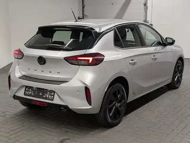 Gebraucht Opel Corsa 101 PS (74 kW) 2025 Konturweissmet. Kleinwagen