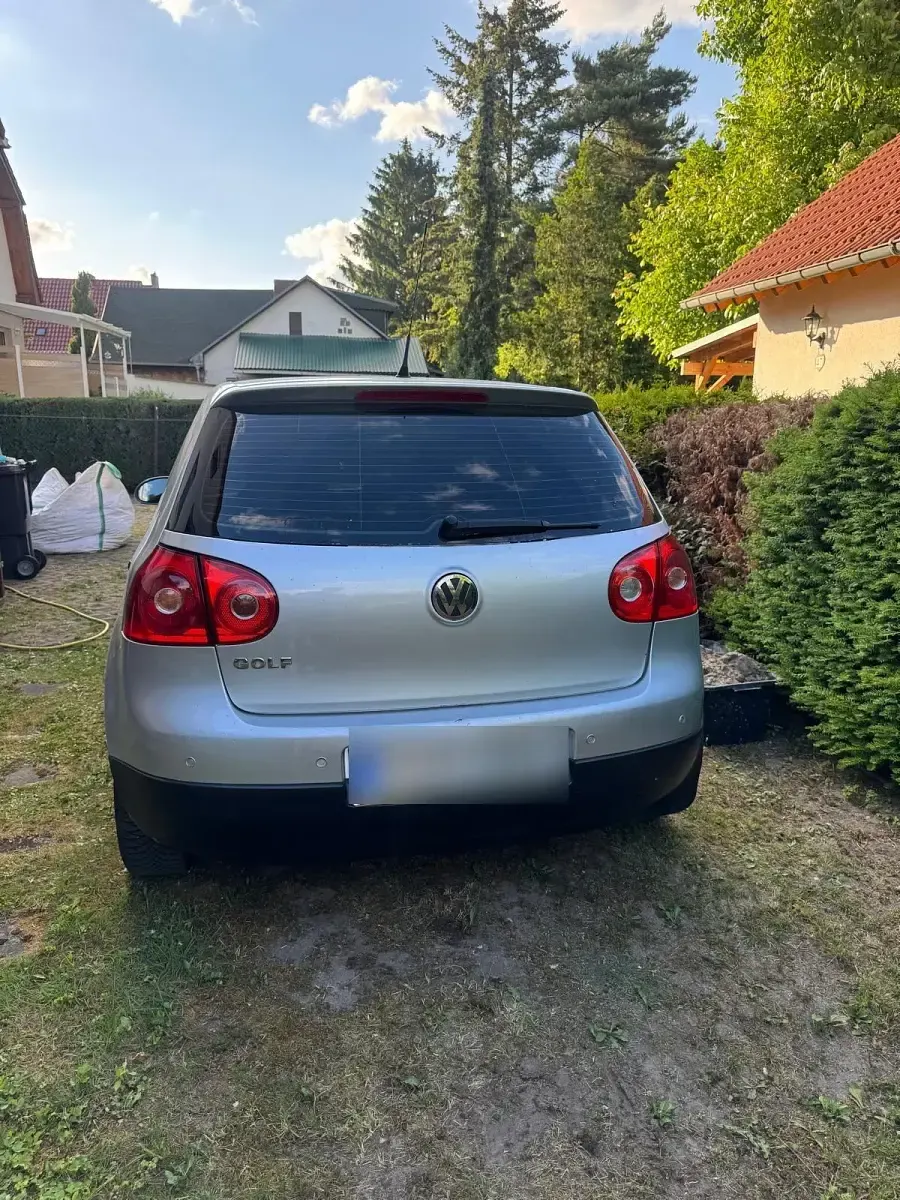 Gebraucht VW Golf IV 102 PS (75 kW) 2006 Silber Limousine