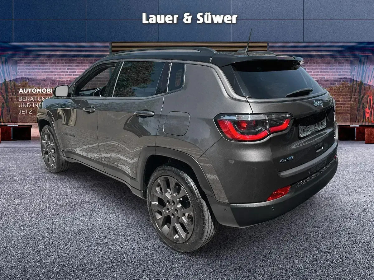 Gebraucht Jeep Compass 241 PS (177 kW) 2020 Grau SUV