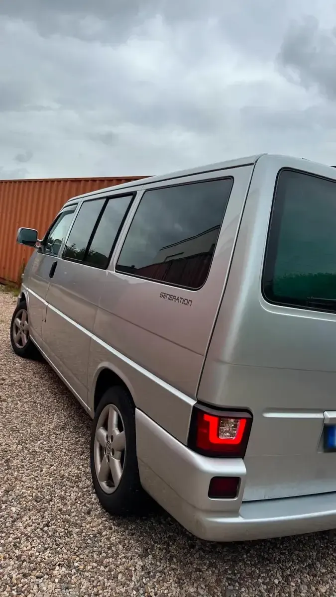 Gebraucht VW Multivan 150 PS (110 kW) 1999 Silber Van / Kleinbus