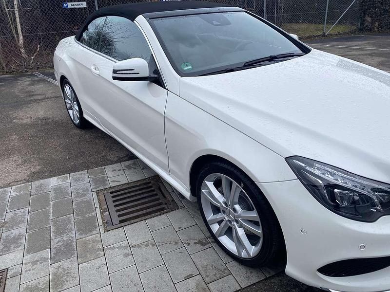Gebraucht Mercedes E350 AMG 306 PS (225 kW) 2014 Weiß Cabrio