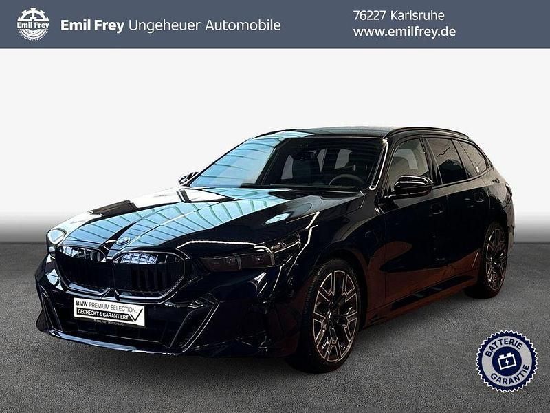 Neu BMW 530e Performance 190 PS (139 kW) 2026 Schwarz Kombi
