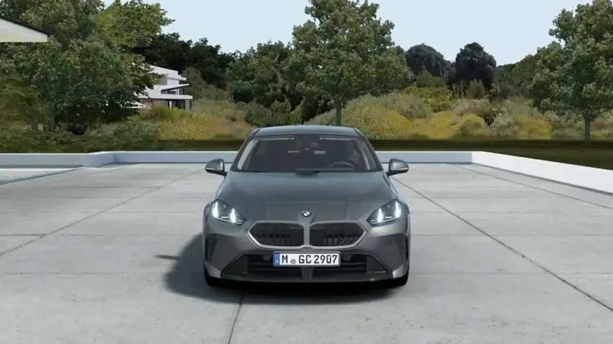 Uusi BMW 120 Performance 170 HP (125 kW) 2026 Harmaa Viistoperä