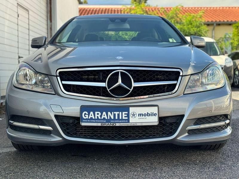 Silber Gebraucht 2012 Mercedes C180 AMG line Coupé | 9.999 € (Fairer Preis) - Bild 1/4