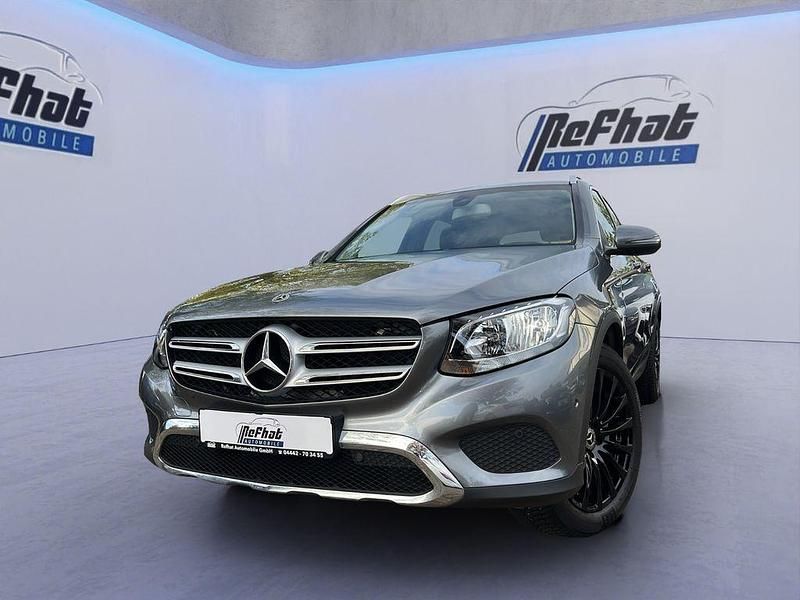 Grau Gebraucht 2018 Mercedes GLC220 SUV | 23.950 € (Superpreis) - Bild 1/4