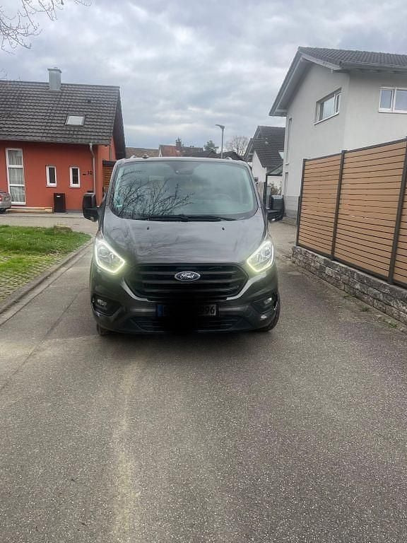 Gebraucht Ford Transit Custom 131 PS (96 kW) 2021 Grau Van / Kleinbus