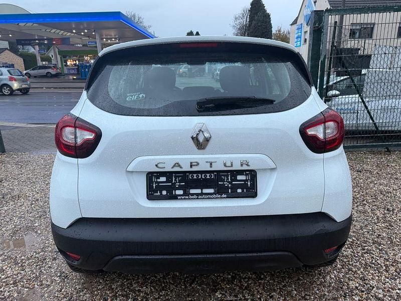 Gebraucht Renault Captur Life 90 PS (66 kW) 2017 Other SUV