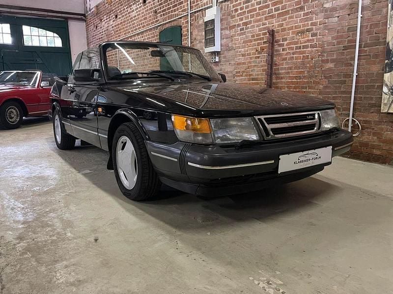 Schwarz Gebraucht 1989 Saab 900 Cabriolet Cabrio | 9.999 € - Bild 1/4