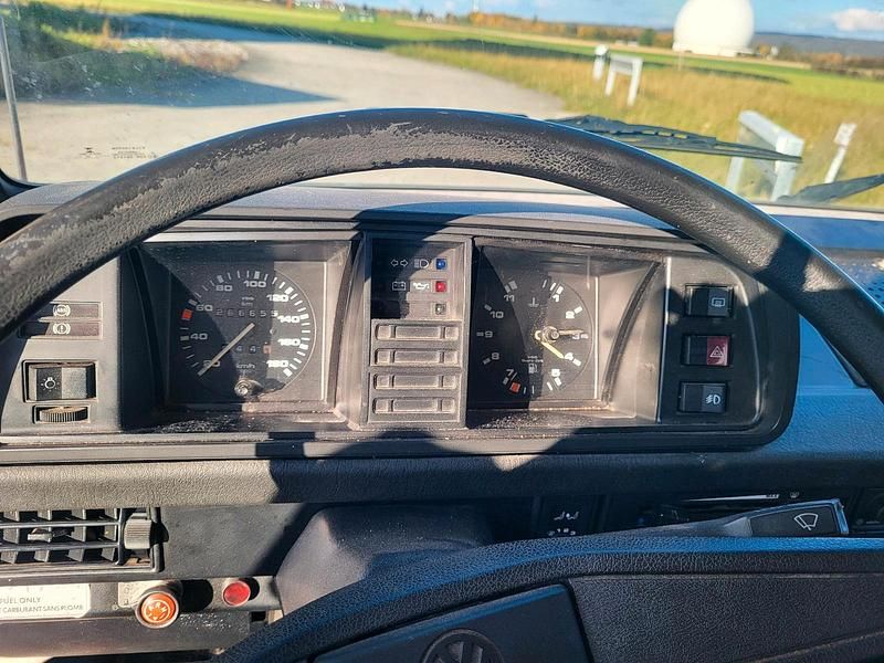 Gebraucht VW T3 92 PS (67 kW) 1990 Rot Van