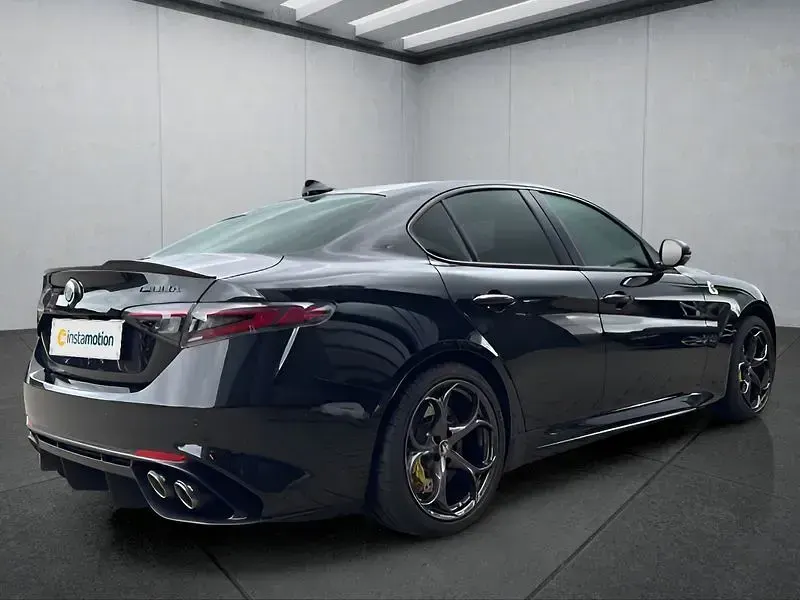 Neu Alfa Romeo Giulia 519 PS (381 kW) 2026 Schwarz Limousine