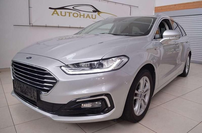 Silber Gebraucht 2019 Ford Mondeo Titanium Kombi | 11.900 € (Guter Preis) - Bild 1/4