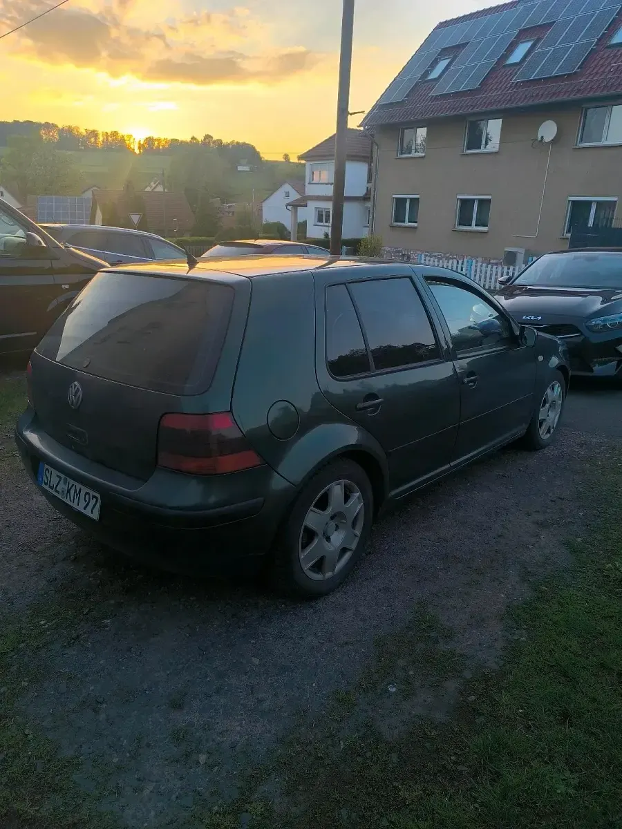 Gebraucht VW Golf IV 90 PS (66 kW) 1998 Kleinwagen