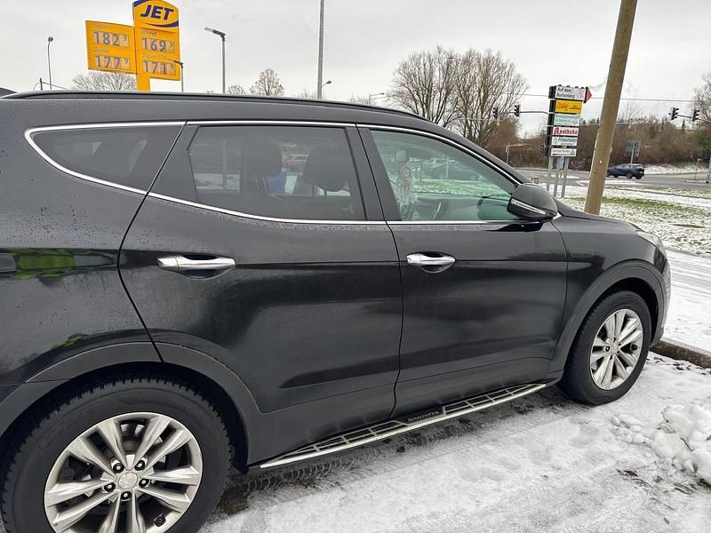 Gebraucht Hyundai Santa Fe 147 PS (108 kW) 2018 Schwarz SUV