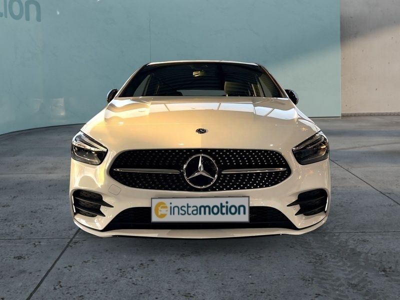 Gebraucht Mercedes B220 AMG 190 PS (139 kW) 2020 Weiß Van / Kleinbus