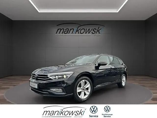 Second-hand VW Passat 200 CP (147 kW) 2022 Negru Break