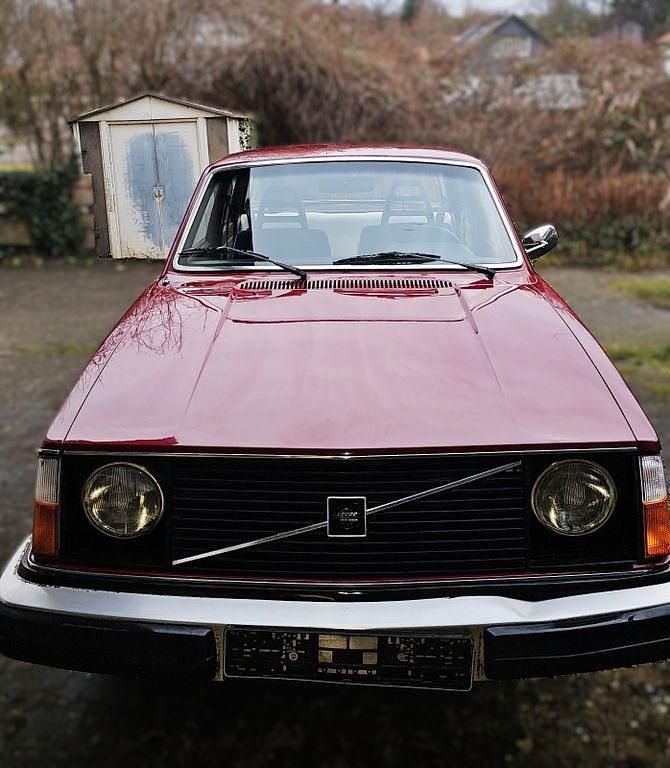 Gebraucht Volvo 244 101 PS (74 kW) 1977 Rot Limousine