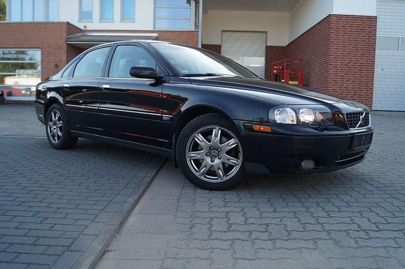 Schwarz Gebraucht 2005 Volvo S80 Limousine | 3.000 € (Fairer Preis) - Bild 1/4