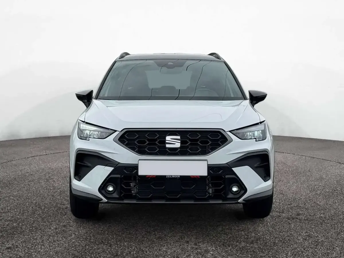 Gebraucht Seat Arona CONNECT 116 PS (85 kW) 2026 Nevada weiss SUV