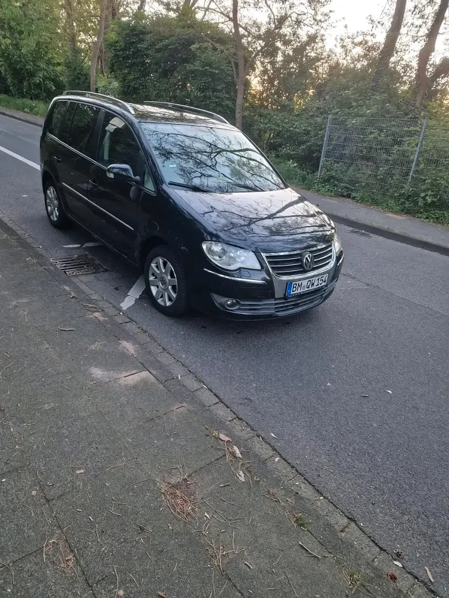 Gebraucht VW Touran 140 PS (102 kW) 2007 Schwarz Van / Kleinbus