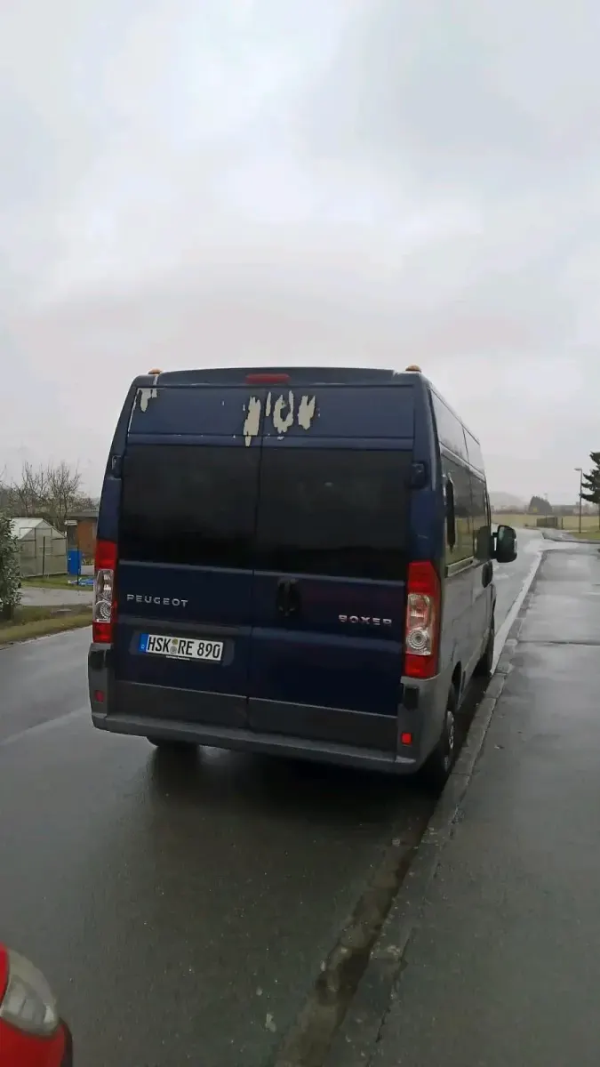 Gebraucht Peugeot Boxer 128 PS (94 kW) 2010 Blau Van