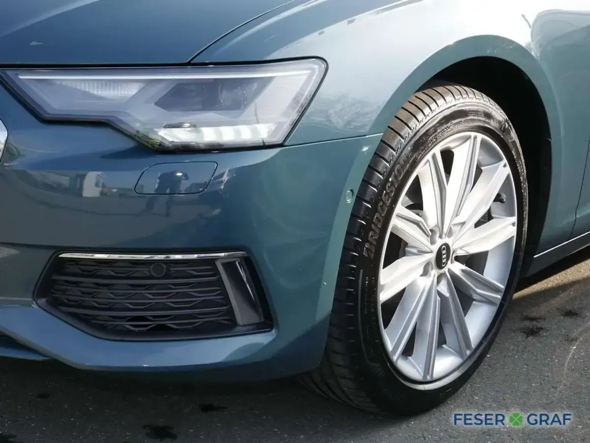Gebraucht Audi A6 Design 204 PS (150 kW) 2021 Avalongrün metallic Kombi