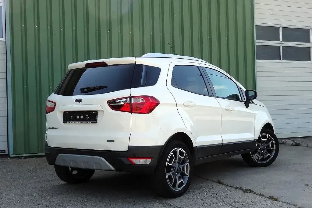 Gebraucht Ford Ecosport Titanium 125 PS (91 kW) 2015 Weiß SUV