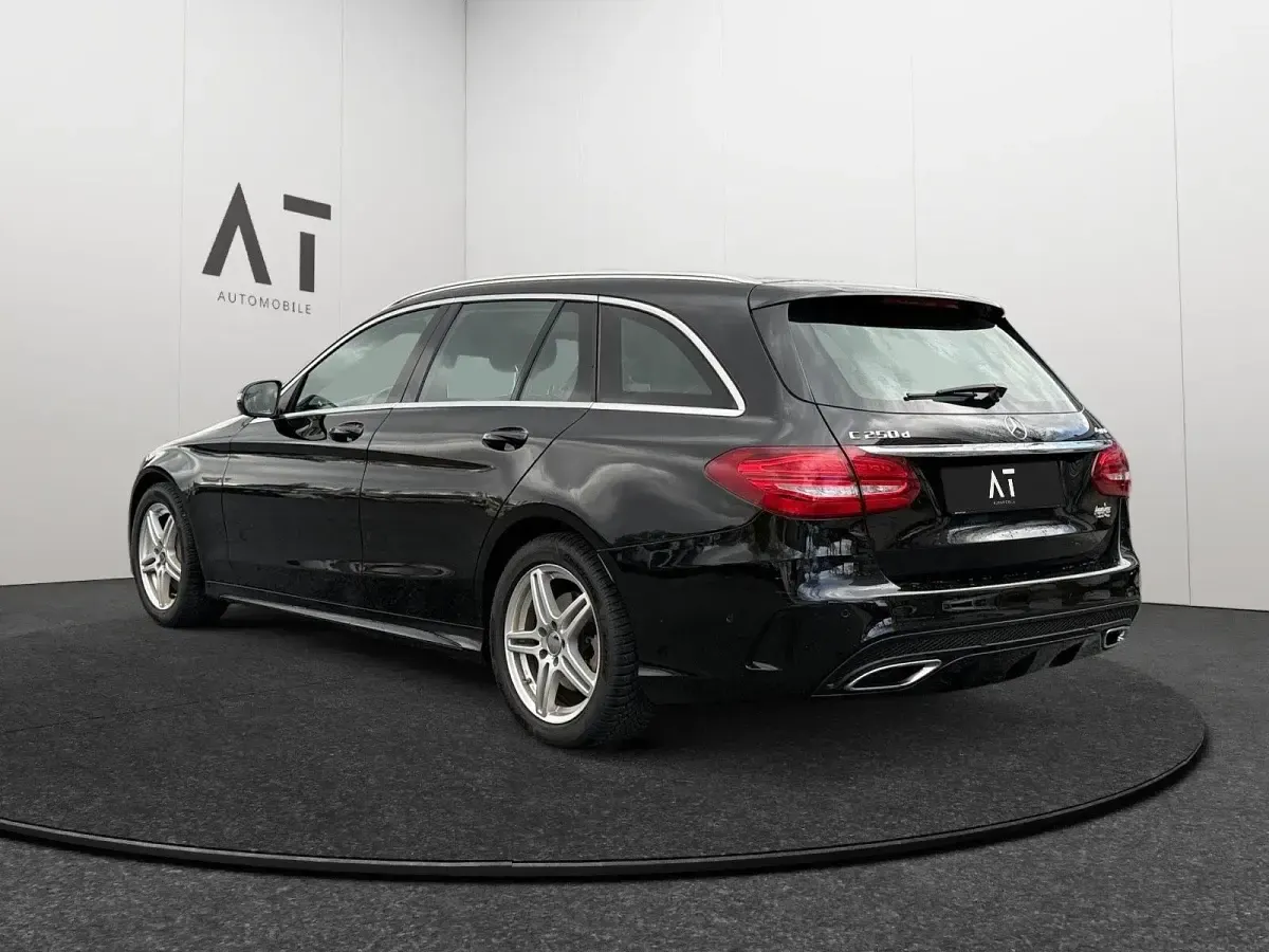 Gebraucht Mercedes C250 AMG 204 PS (150 kW) 2015 Schwarz Kombi