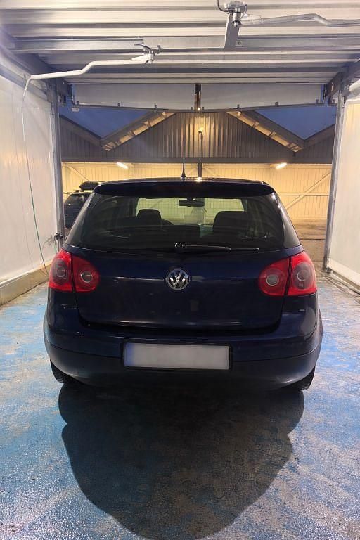 Gebraucht VW Golf V Edition 102 PS (75 kW) 2007 Blau Limousine