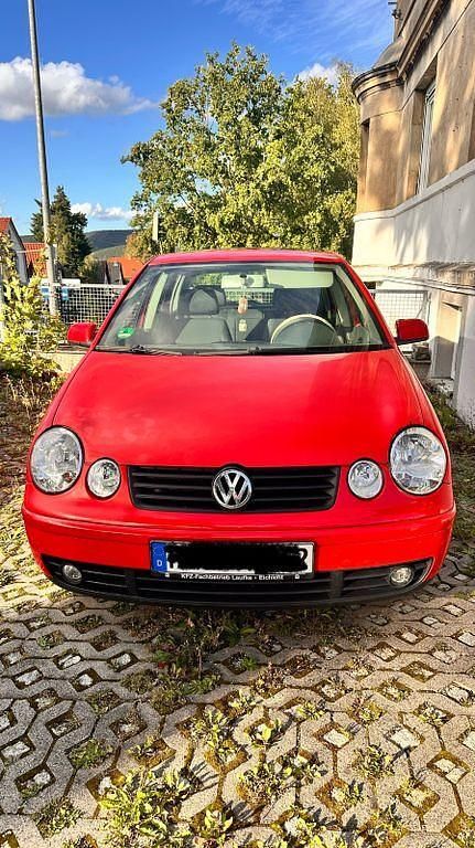 Rot Gebraucht 2002 VW Polo Comfortline Limousine | 1.950 € (Fairer Preis) - Bild 1/4
