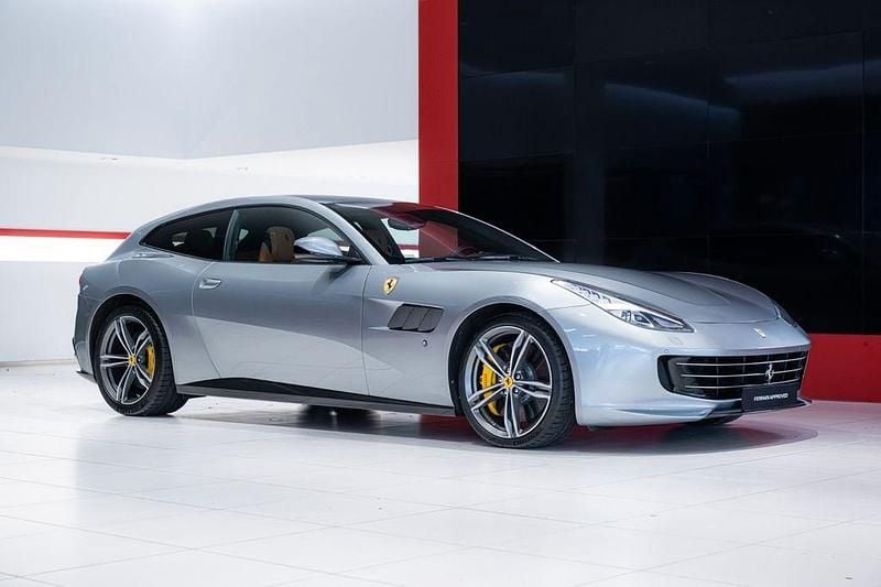 Gebraucht Ferrari GTC4Lusso 689 PS (506 kW) 2017 Grau Kombi
