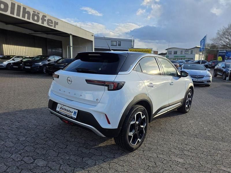 Gebraucht Opel Mokka-e Ultimate 100 kW (136 PS) 2021 Jade weiß SUV