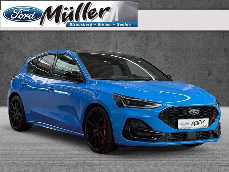 Neu Ford Focus ST 280 PS (205 kW) 2025 Blau Limousine
