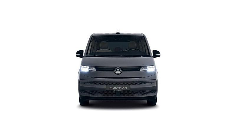 Gebraucht VW Multivan 136 PS (100 kW) 2024 Pure grey Van