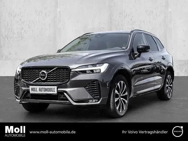 Grau Gebraucht 2023 Volvo XC60 Plus SUV | 43.480 € (Fairer Preis) - Bild 1/4
