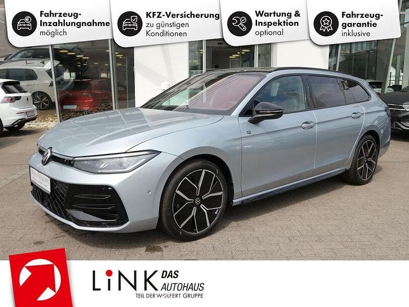 Silber (oyster silver metallic / grenadillschwarz met) Gebraucht 2025 VW Passat R-line Kombi | 41.850 € (Etwas zu teuer) - Bild 1/4