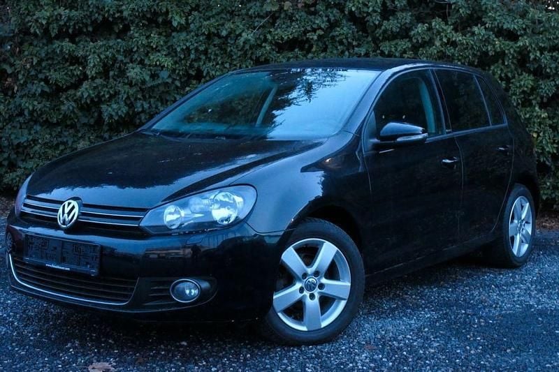 Schwarz Gebraucht 2012 VW Golf VII Style Limousine | 6.700 € (Guter Preis) - Bild 1/4