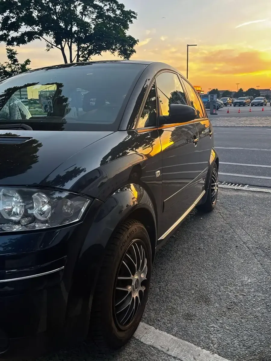 Gebraucht Audi A2 75 PS (55 kW) 2001 Blau Kleinwagen