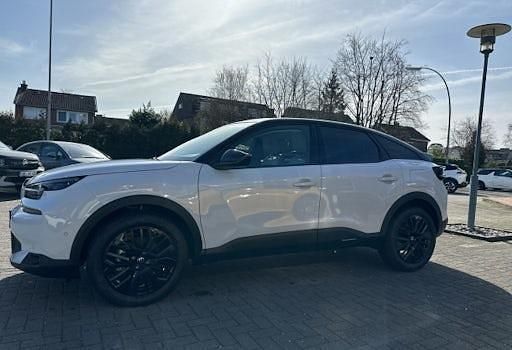 Neu Citroën C4 145 PS (106 kW) 2026 Weiß SUV